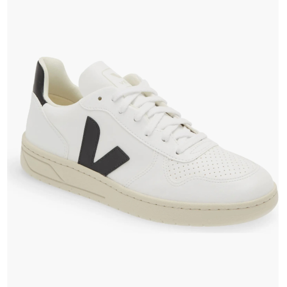 Veja Men's V-10 Low Top Sneaker